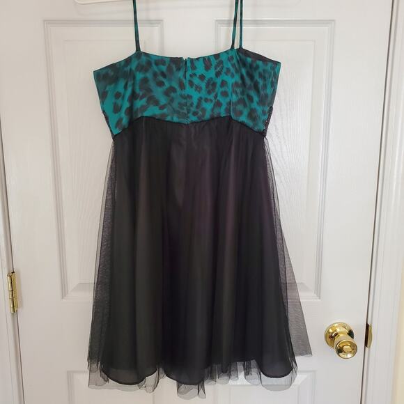 Reign On Green Leopard Babydoll Dress Size 7/8 - Picture 4 of 9